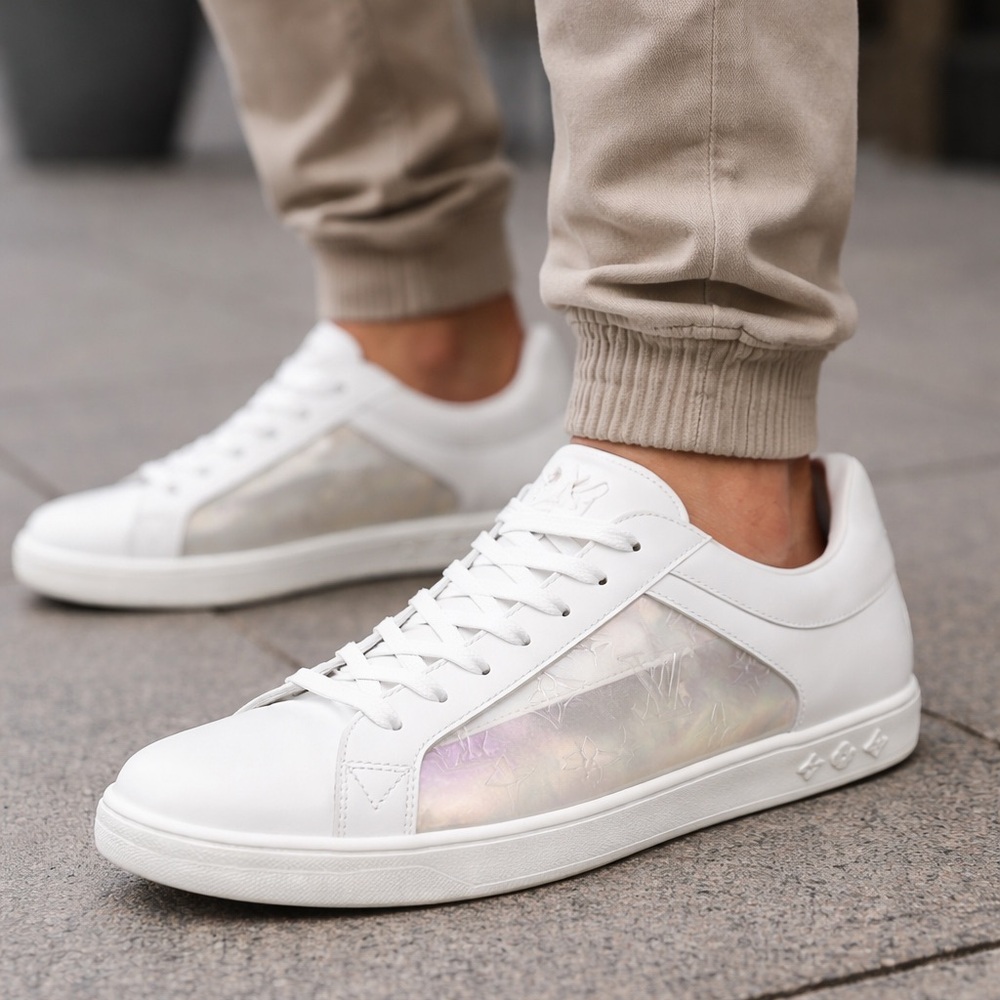 New and Authentic louis vuitton 1a8mak luxembourg sneakers in size 39.5